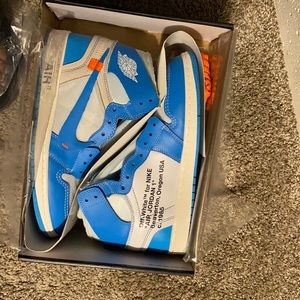 COPY - Stock X approved off white Jordan UNC 1s. US Men size 10. Perfect condit…